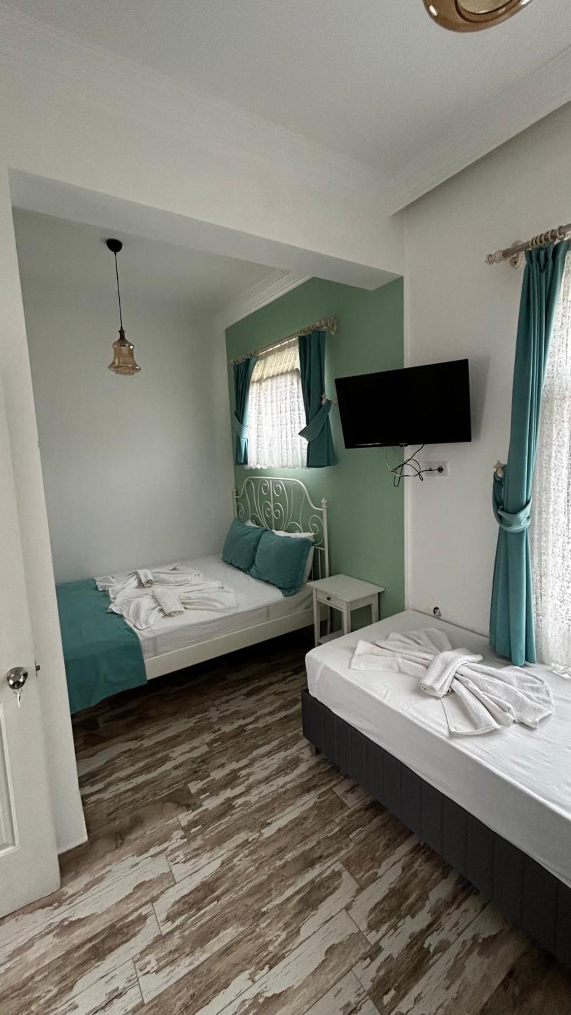 Maydanoz Otel Foca Εξωτερικό φωτογραφία